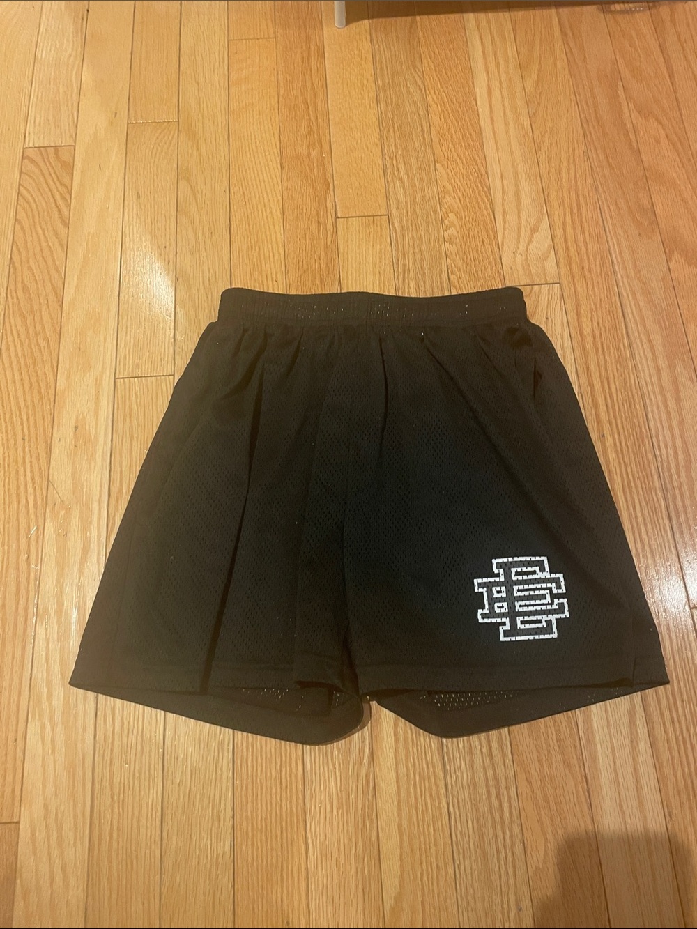 Eric Emanuel EE simple black and white shorts